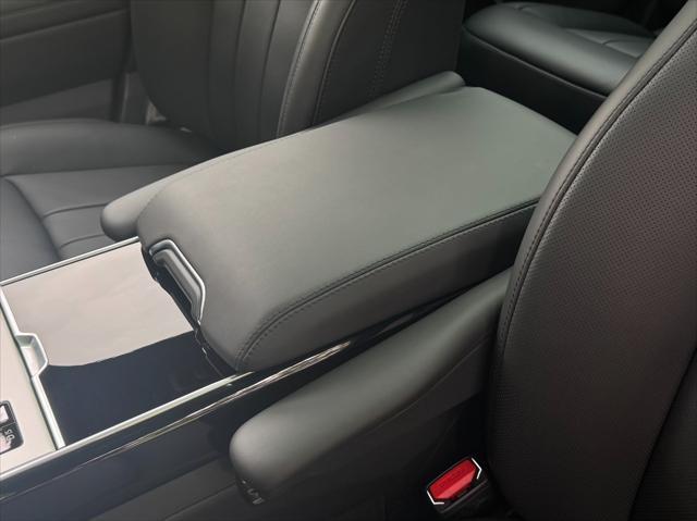 used 2025 Land Rover Range Rover car, priced at $128,950