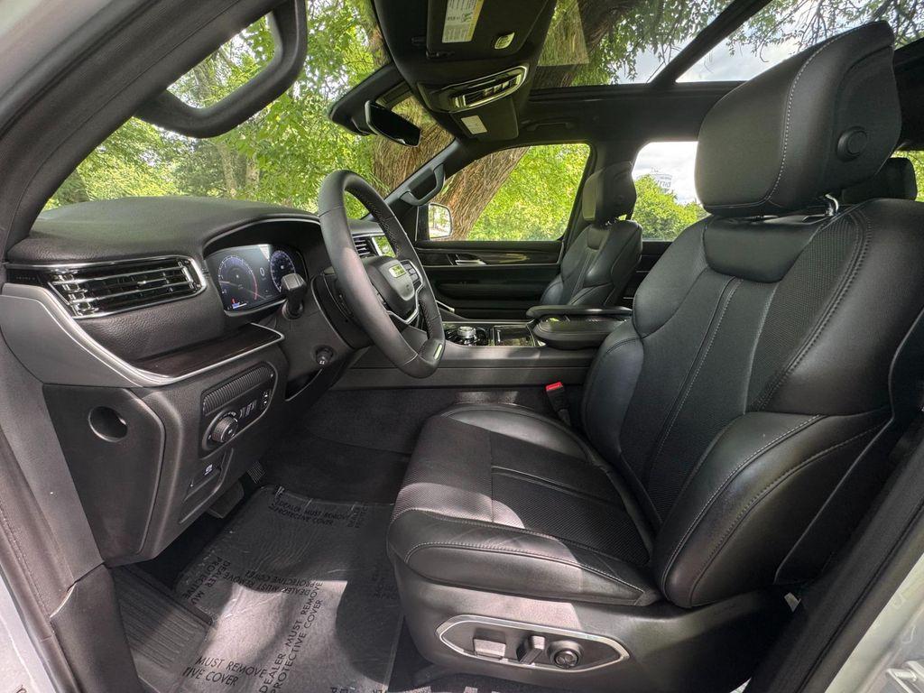 used 2024 Jeep Wagoneer car, priced at $55,900