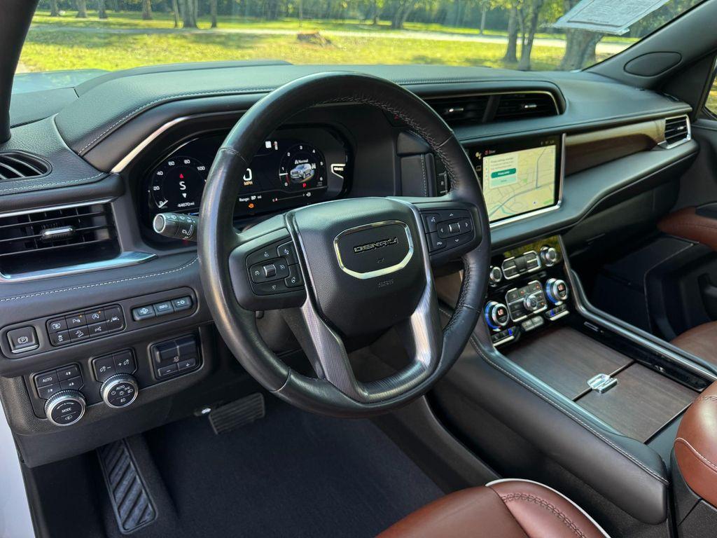 used 2023 GMC Yukon XL car, priced at $75,950