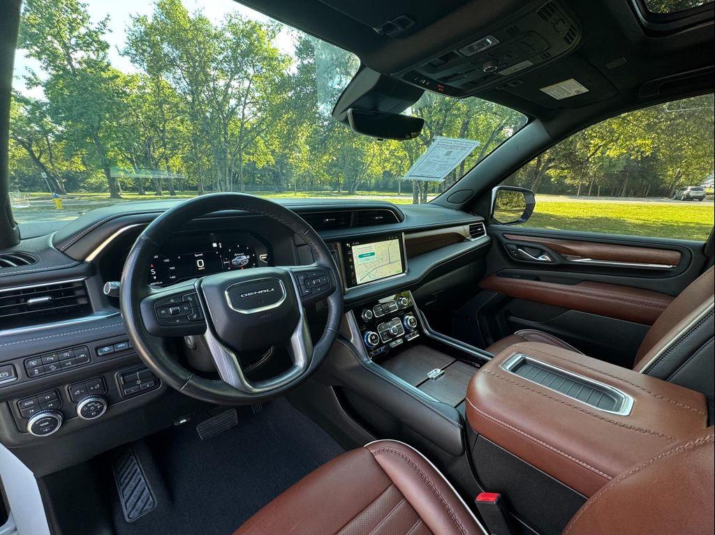 used 2023 GMC Yukon XL car, priced at $75,950