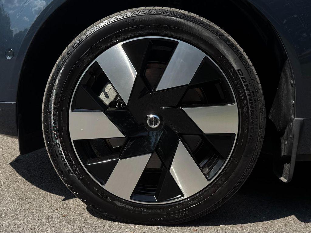 used 2023 Volvo XC60 Recharge Plug-In Hybrid car, priced at $44,500