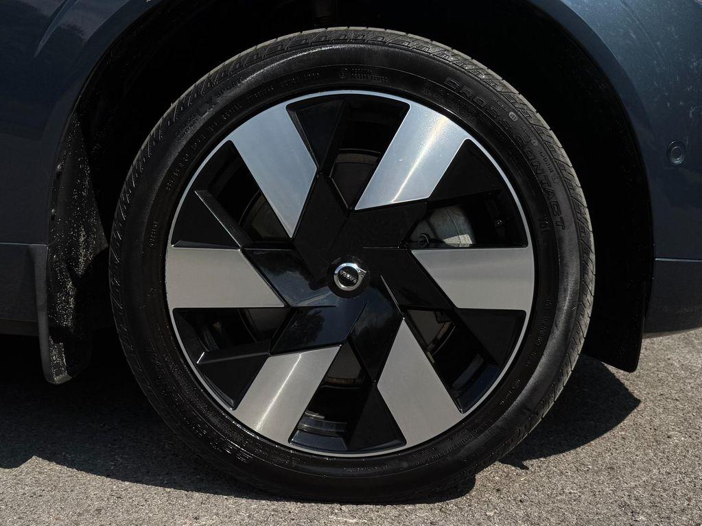 used 2023 Volvo XC60 Recharge Plug-In Hybrid car, priced at $44,500