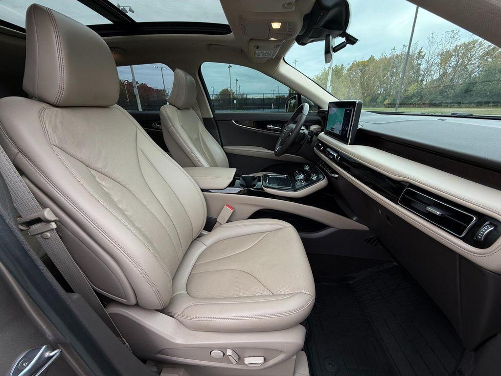 used 2021 Lincoln Nautilus car, priced at $33,950