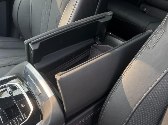 used 2024 BMW X7 car, priced at $99,950