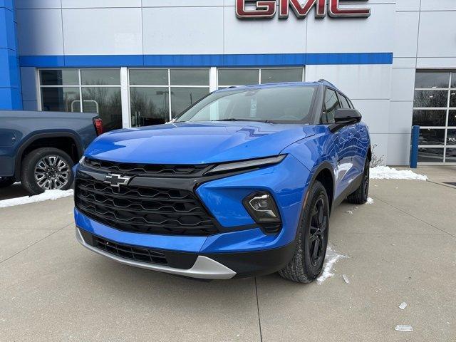 new 2025 Chevrolet Blazer car, priced at $40,665