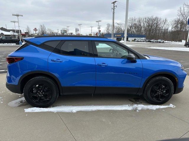 new 2025 Chevrolet Blazer car, priced at $40,665