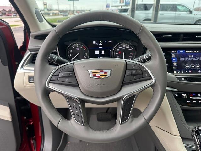 used 2024 Cadillac XT5 car, priced at $45,284