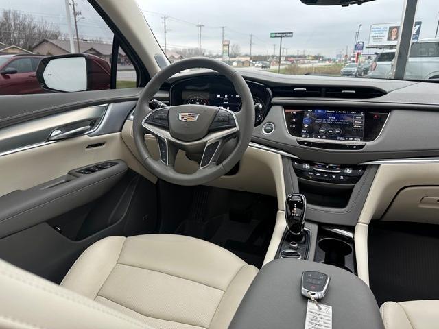 used 2024 Cadillac XT5 car, priced at $45,284