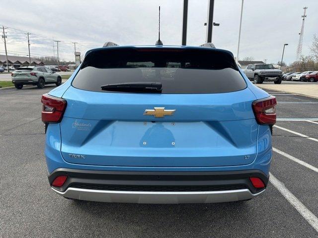 new 2025 Chevrolet Trax car, priced at $25,380