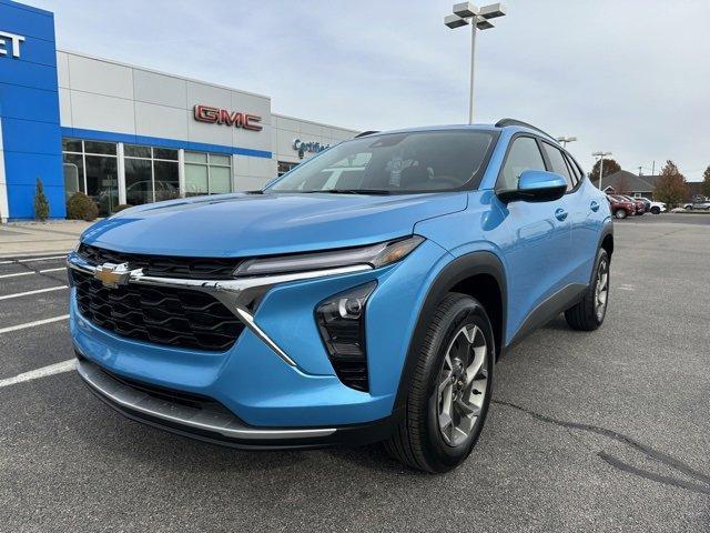 new 2025 Chevrolet Trax car, priced at $25,380