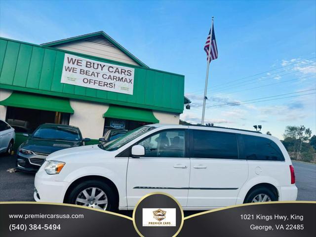 used 2015 Chrysler Town & Country car, priced at $5,499