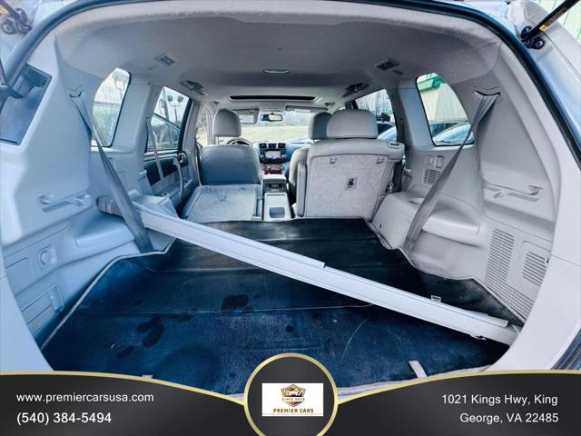 used 2008 Toyota Highlander car, priced at $7,999