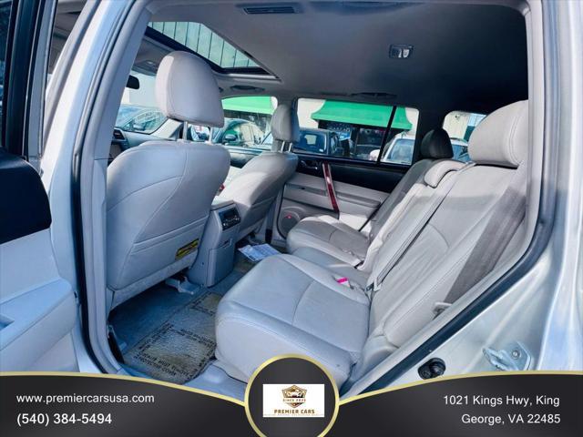 used 2008 Toyota Highlander car, priced at $7,999