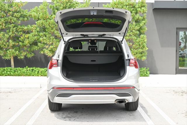 used 2021 Hyundai Santa Fe car, priced at $22,995