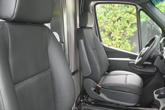 used 2022 Mercedes-Benz Sprinter 4500 car, priced at $67,880