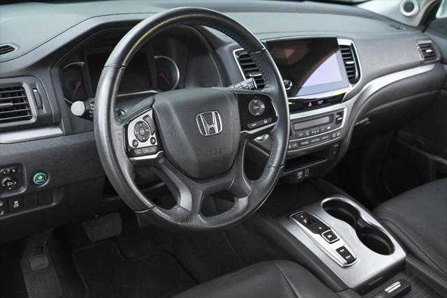 used 2022 Honda Pilot car, priced at $28,779