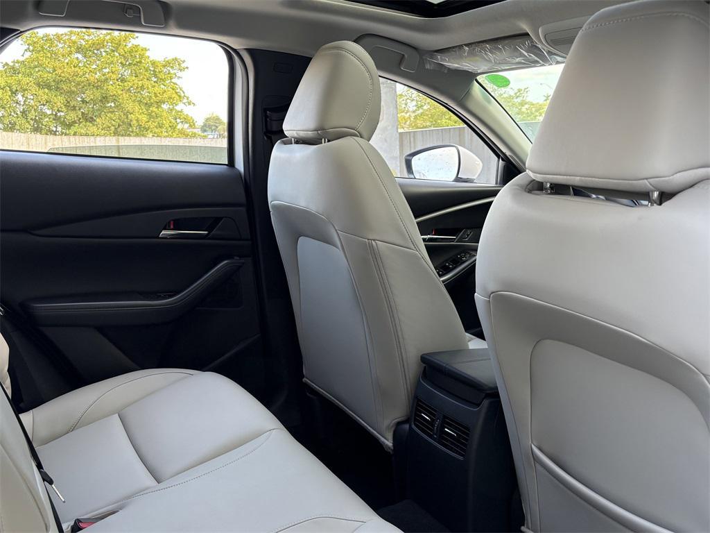 new 2025 Mazda CX-30 car