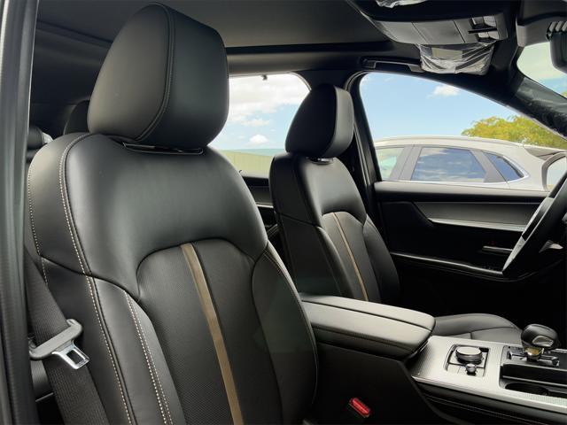 new 2025 Mazda CX-90 car, priced at $52,877