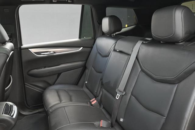 used 2022 Cadillac XT6 car, priced at $30,191