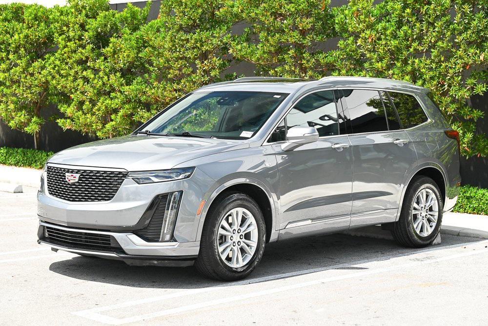 used 2022 Cadillac XT6 car, priced at $25,388