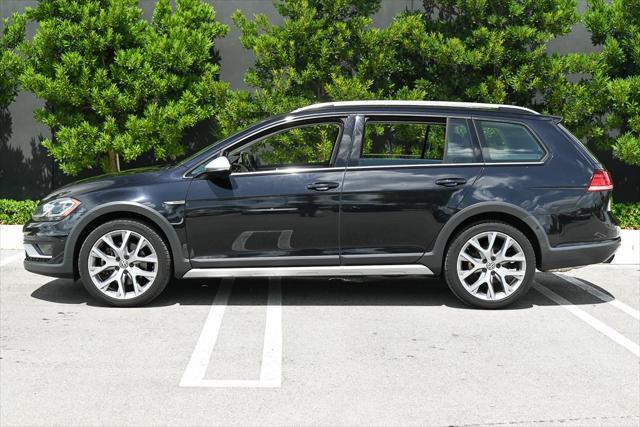 used 2019 Volkswagen Golf Alltrack car, priced at $14,990