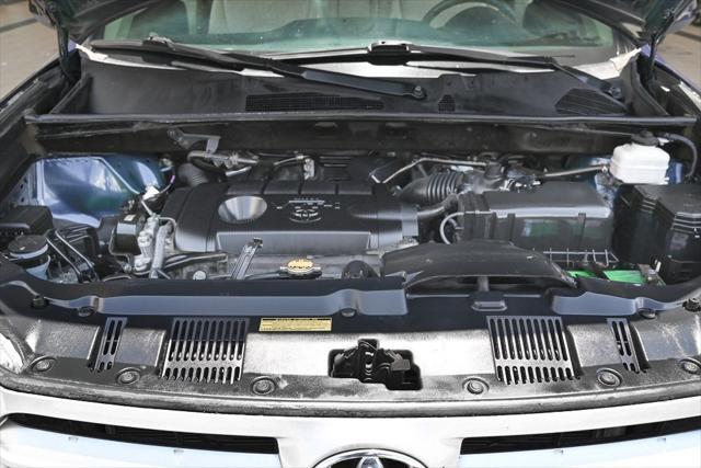 used 2013 Toyota Highlander car, priced at $14,891