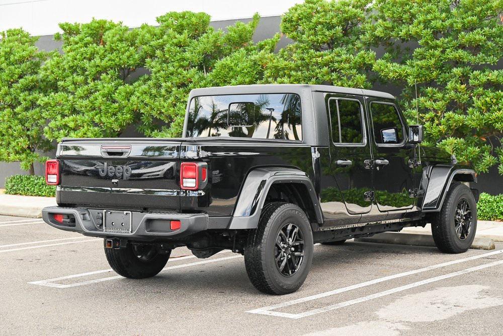 used 2022 Jeep Gladiator car, priced at $30,988