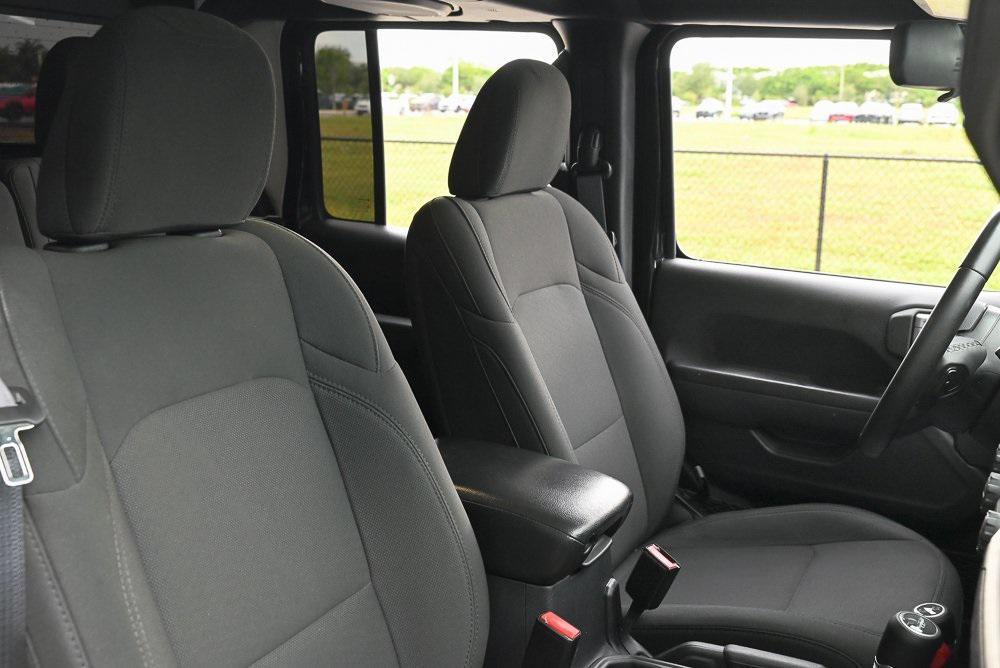 used 2022 Jeep Gladiator car, priced at $30,988