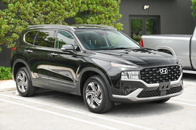 used 2023 Hyundai Santa Fe car, priced at $23,884