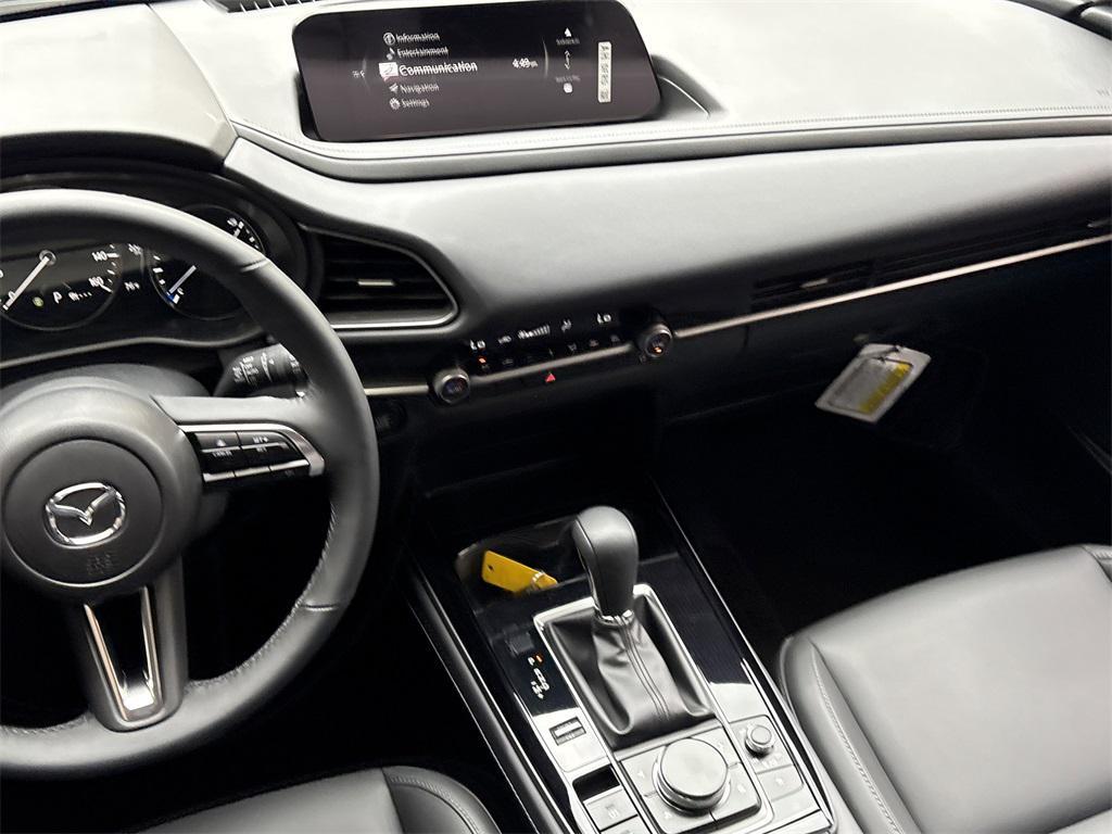 new 2025 Mazda CX-30 car