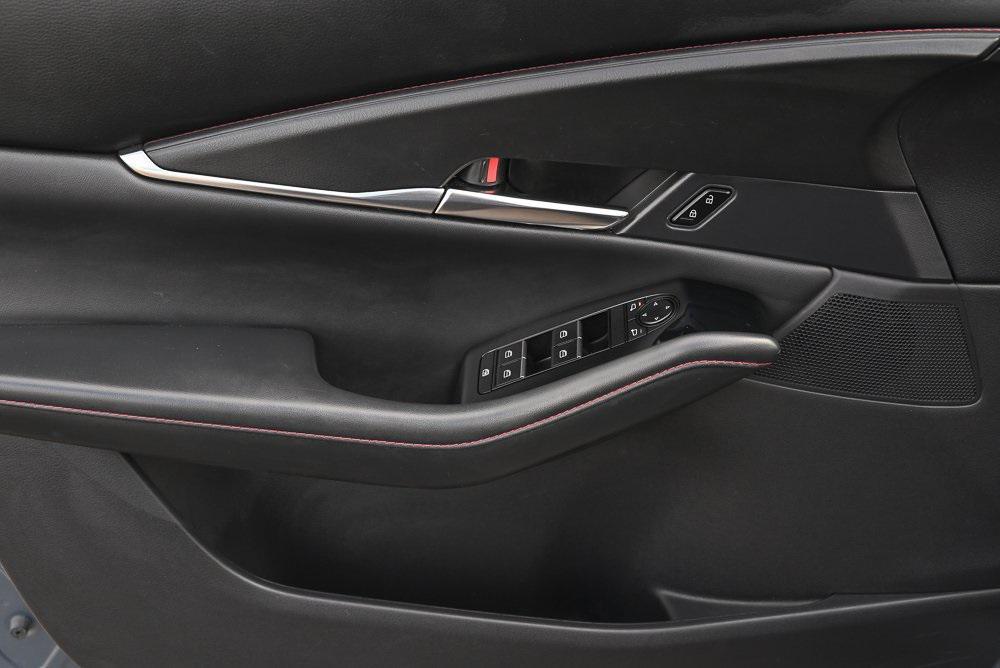 used 2024 Mazda CX-30 car, priced at $22,990