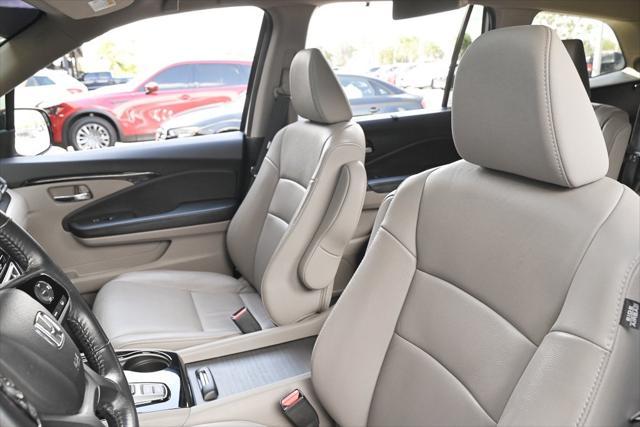 used 2022 Honda Pilot car, priced at $30,891