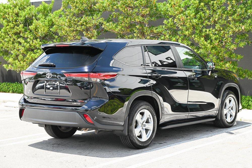 used 2023 Toyota Highlander car, priced at $30,388