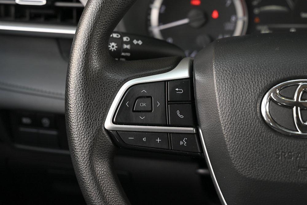 used 2023 Toyota Highlander car, priced at $30,388