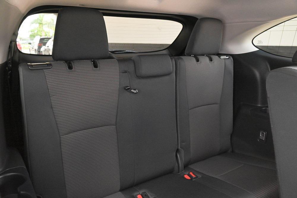 used 2023 Toyota Highlander car, priced at $30,388