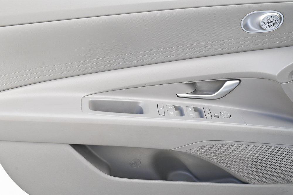 used 2023 Hyundai Elantra car, priced at $15,990