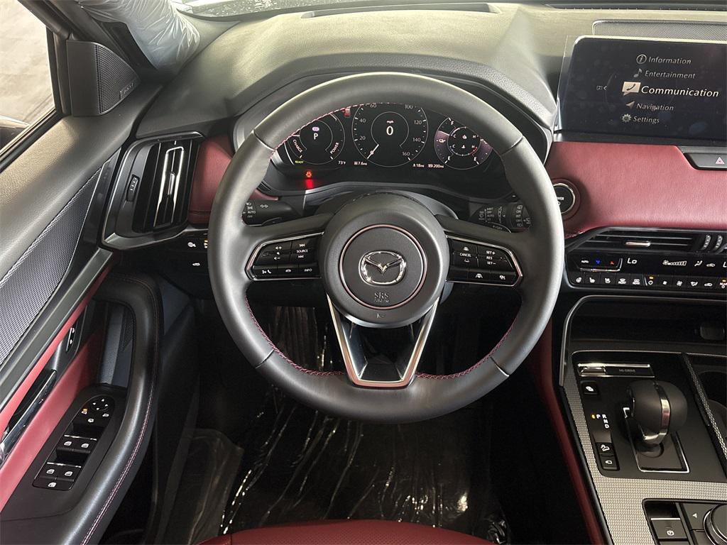 new 2025 Mazda CX-70 PHEV car, priced at $56,273