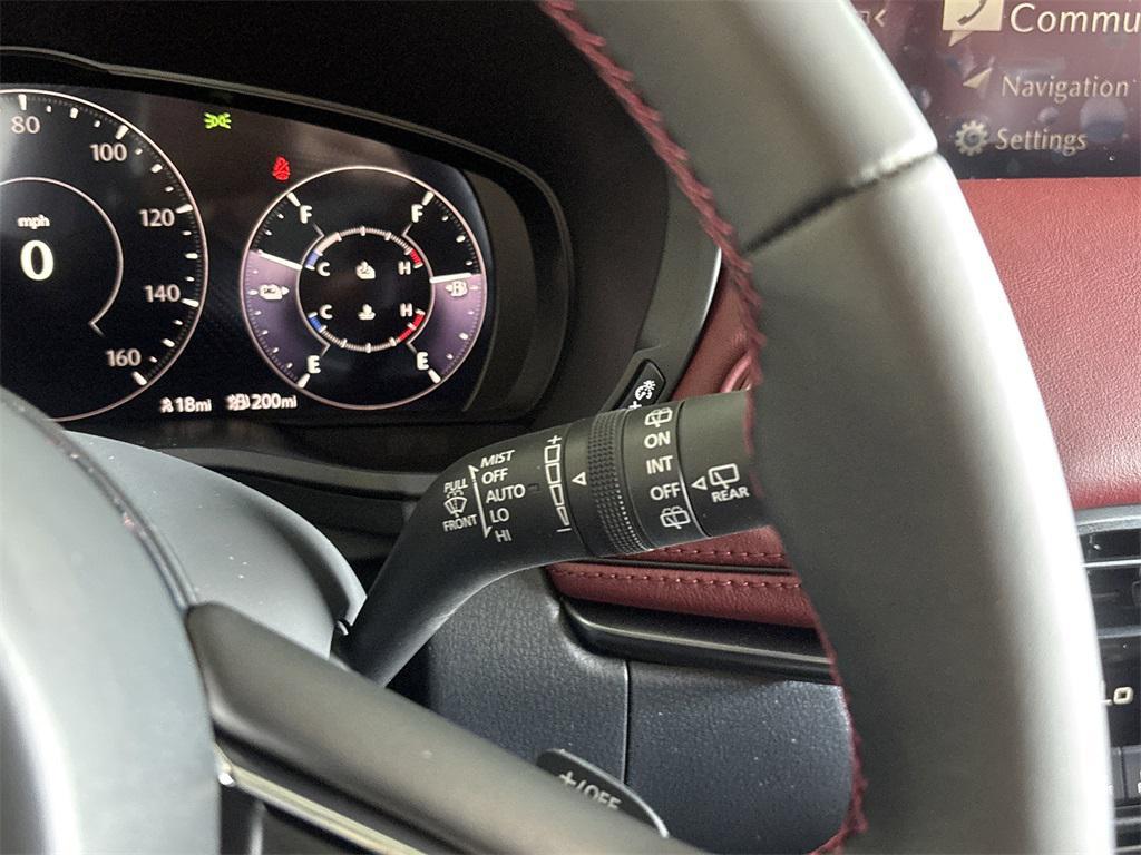 new 2025 Mazda CX-70 PHEV car, priced at $56,273