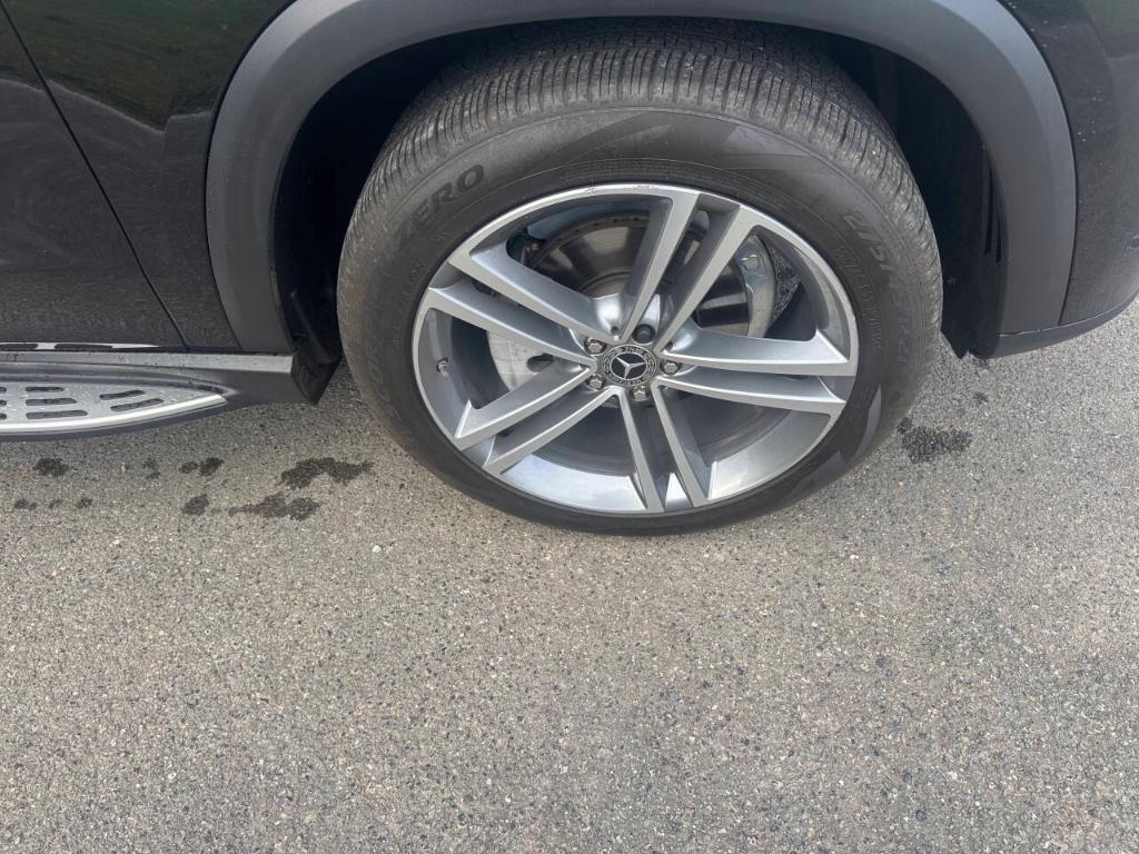 used 2022 Mercedes-Benz GLE 350 car, priced at $52,900