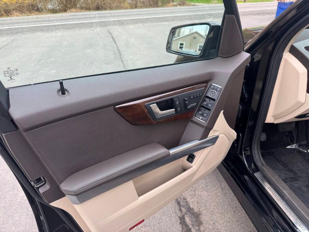 used 2015 Mercedes-Benz GLK-Class car, priced at $14,900