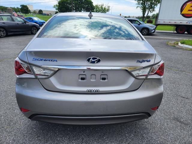 used 2011 Hyundai Sonata Hybrid car, priced at $7,999