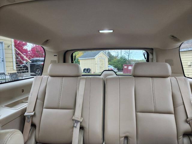 used 2007 GMC Yukon XL car, priced at $12,999