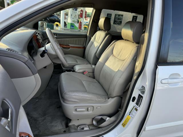 used 2007 Toyota Sienna car, priced at $6,495