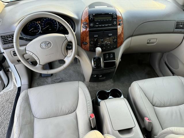 used 2007 Toyota Sienna car, priced at $6,495
