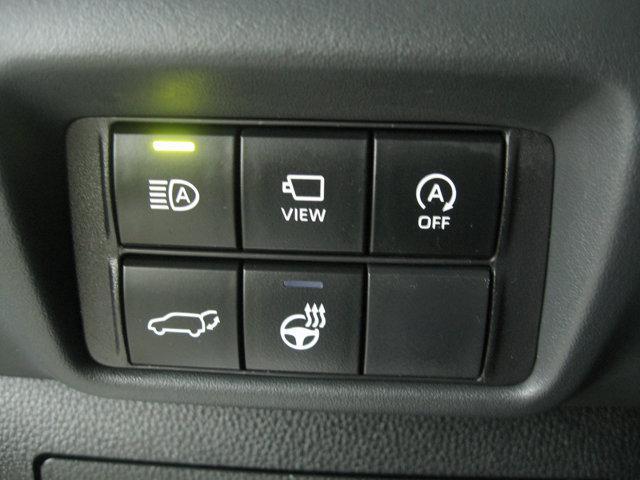 used 2023 Toyota Highlander car, priced at $38,991