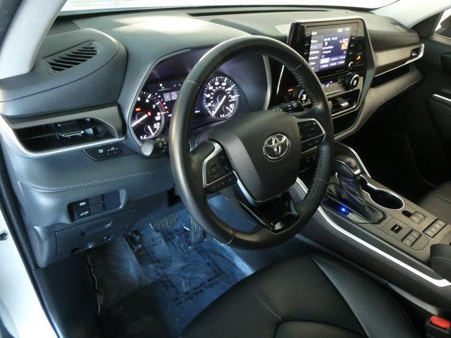 used 2021 Toyota Highlander car, priced at $34,990