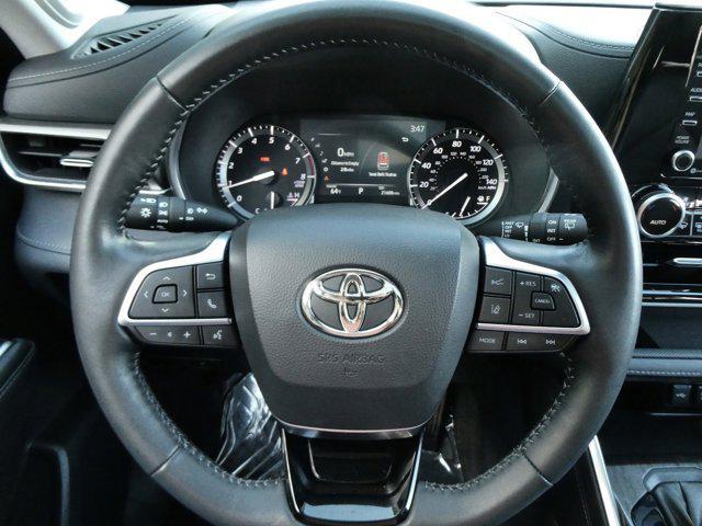 used 2021 Toyota Highlander car, priced at $37,690