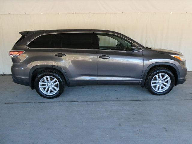 used 2014 Toyota Highlander car, priced at $17,990