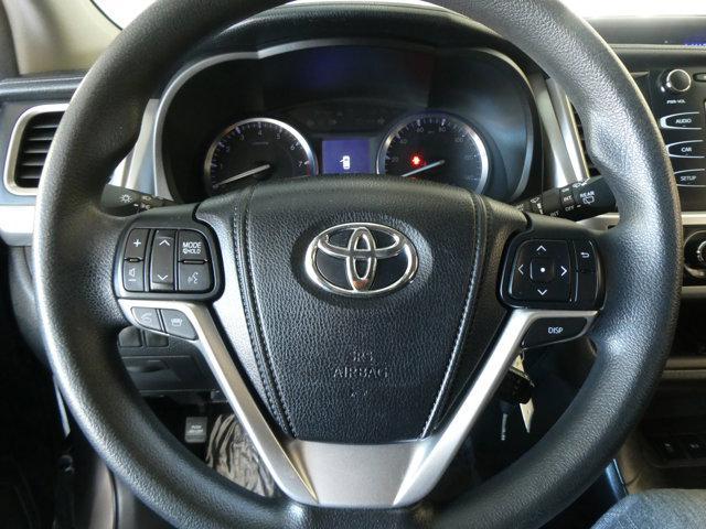 used 2014 Toyota Highlander car, priced at $17,990