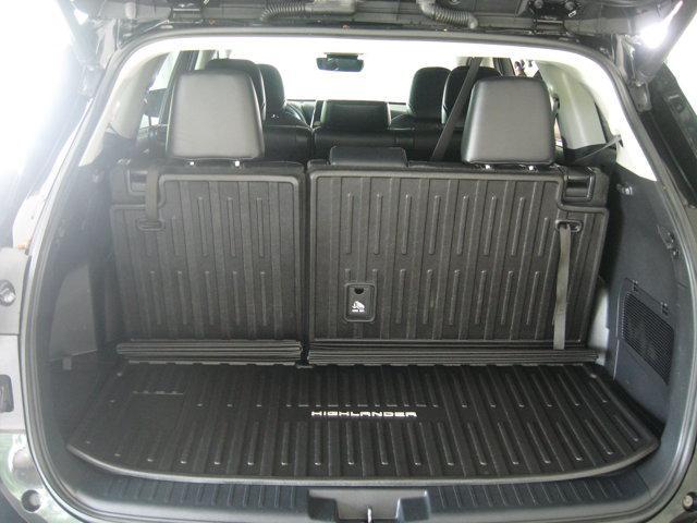 used 2021 Toyota Highlander car, priced at $29,990